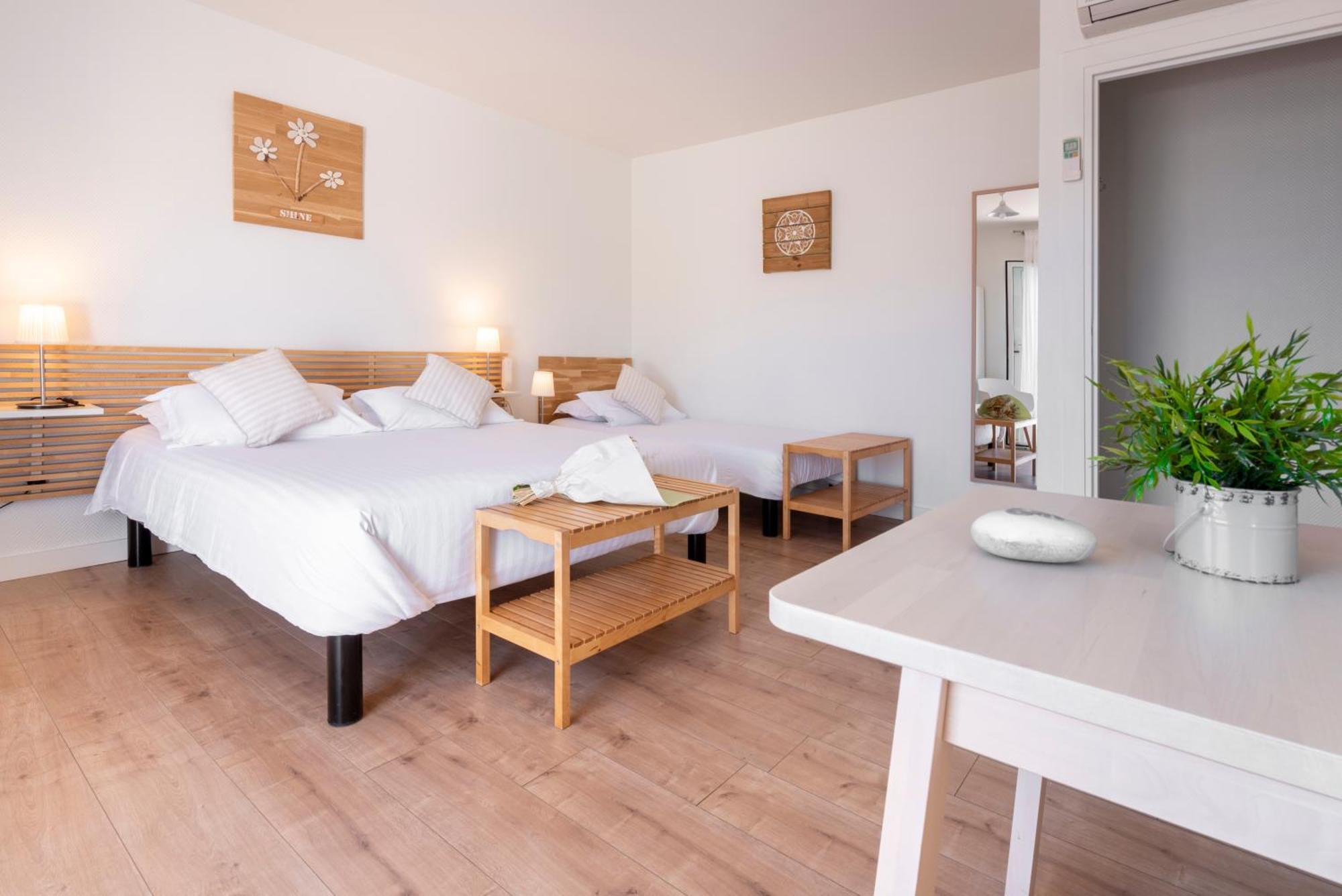 Hotel & Studios Astor Антиб Экстерьер фото