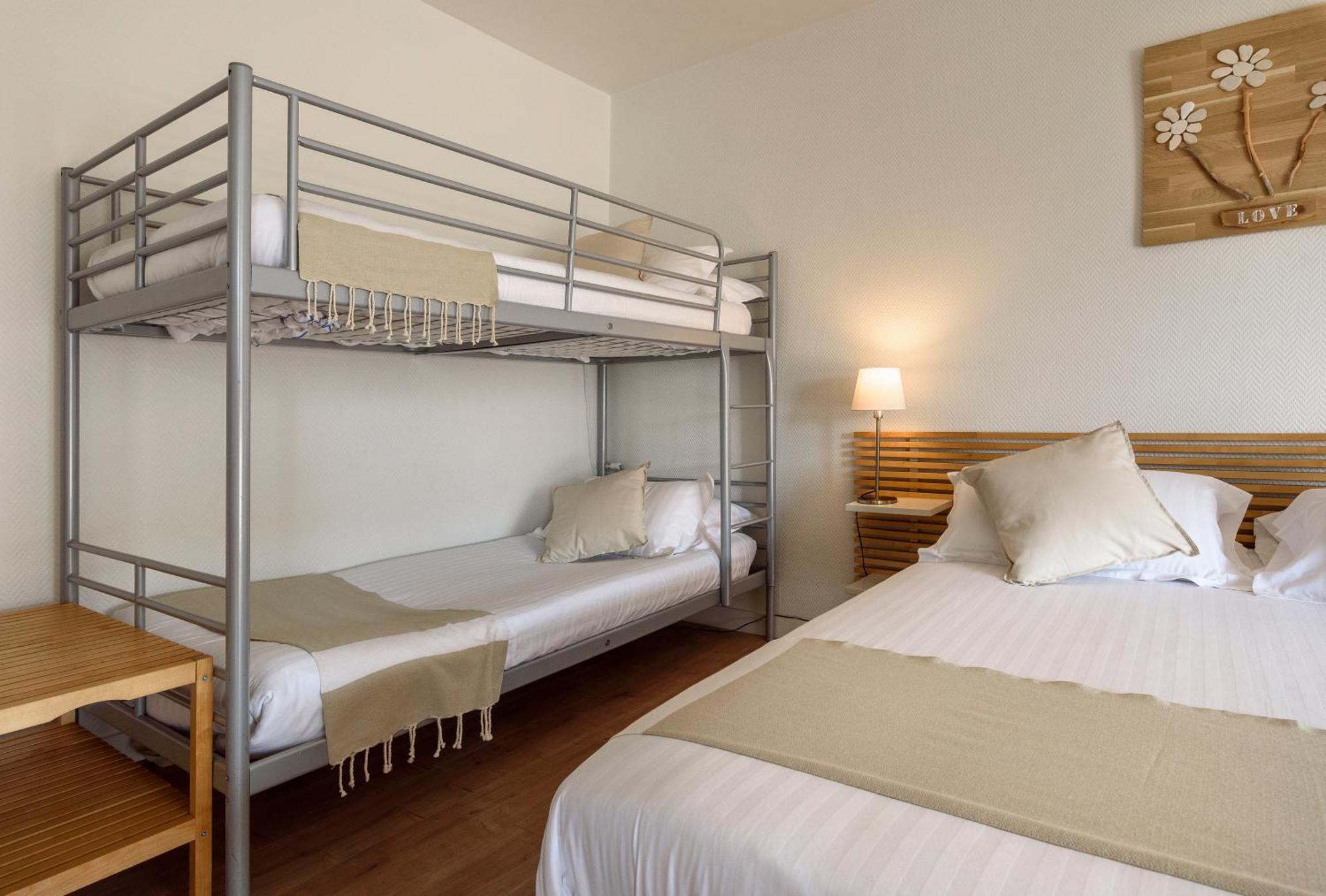 Hotel & Studios Astor Антиб Номер фото